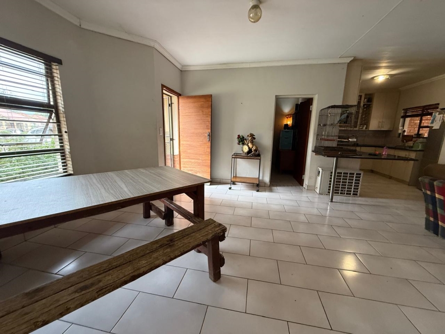 2 Bedroom Property for Sale in Waterval East North West